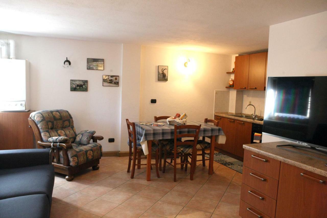 Maison Cassius Issogne Экстерьер фото
